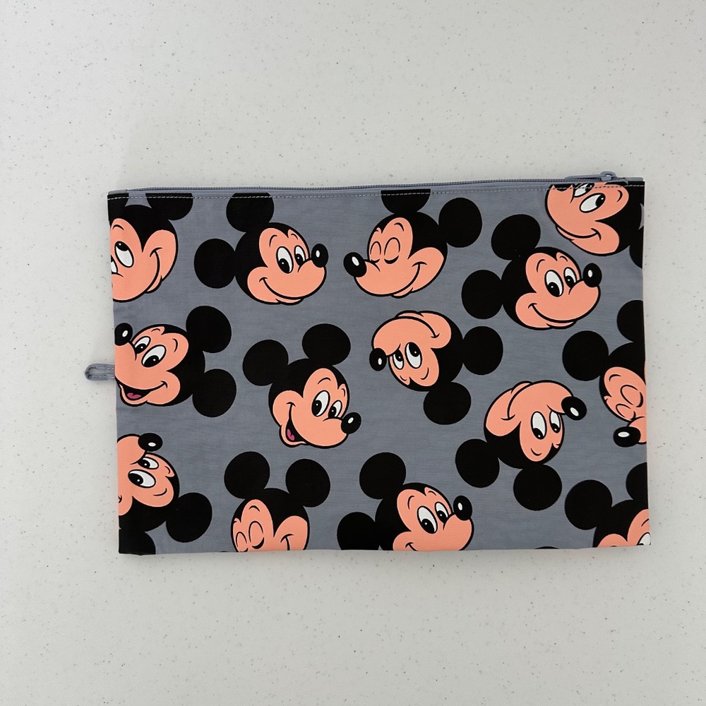 Baggu LARGE Go Pouch - Mickey